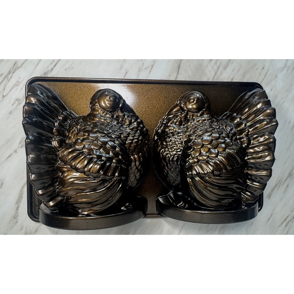 Nordic Ware Thanksgiving Turkey 3D Cake Pan Bronze Cast Aluminum Non-Stick